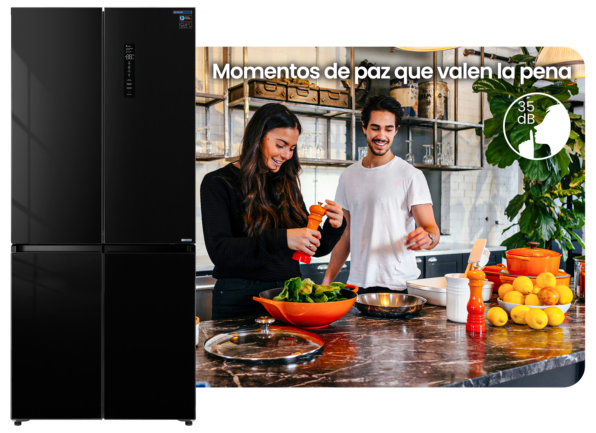 Pareja cocinando feliz debido a que el AMCB-580CD90NEC tiene Compresor Silent Design Pareja cocinando feliz debido a que el AMCB-580CD90NEC tiene Compresor Silent Design
