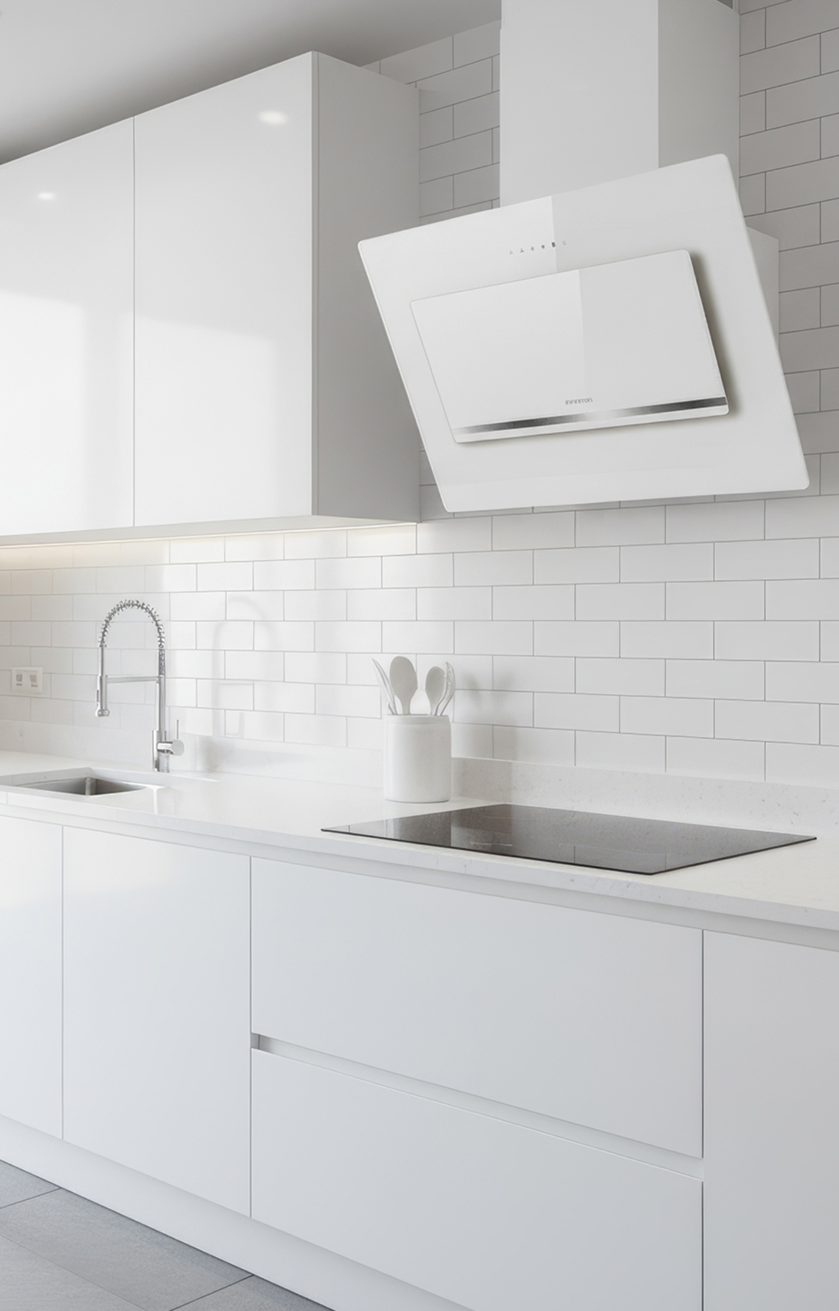 Campana CMPTRAL-81WU integrada en una cocina moderna