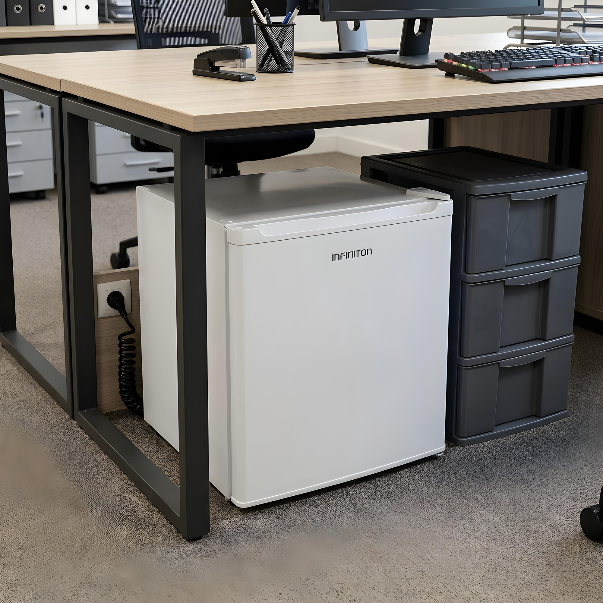 Congelador CV-88L8DEK en cocina blanca