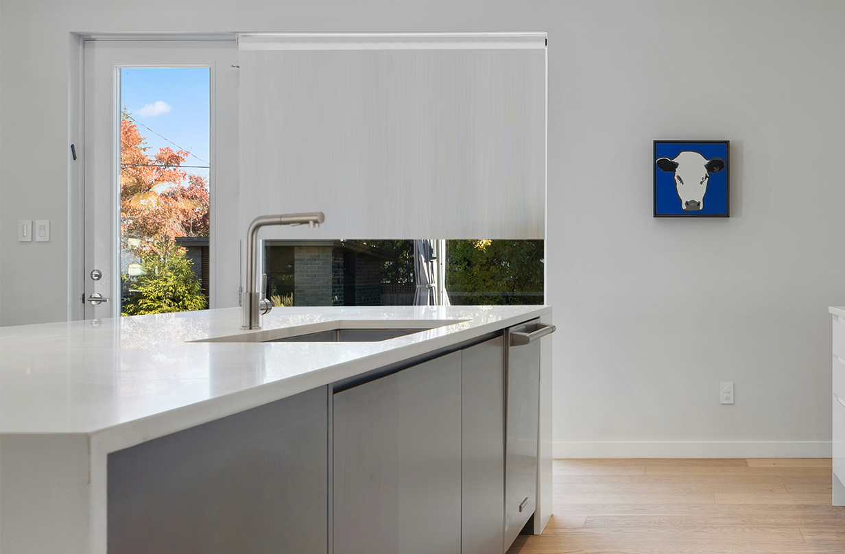 Grifo modelo OlazábalECH289 en una cocina blanca Grifo modelo OlazábalECH289 en una cocina blanca